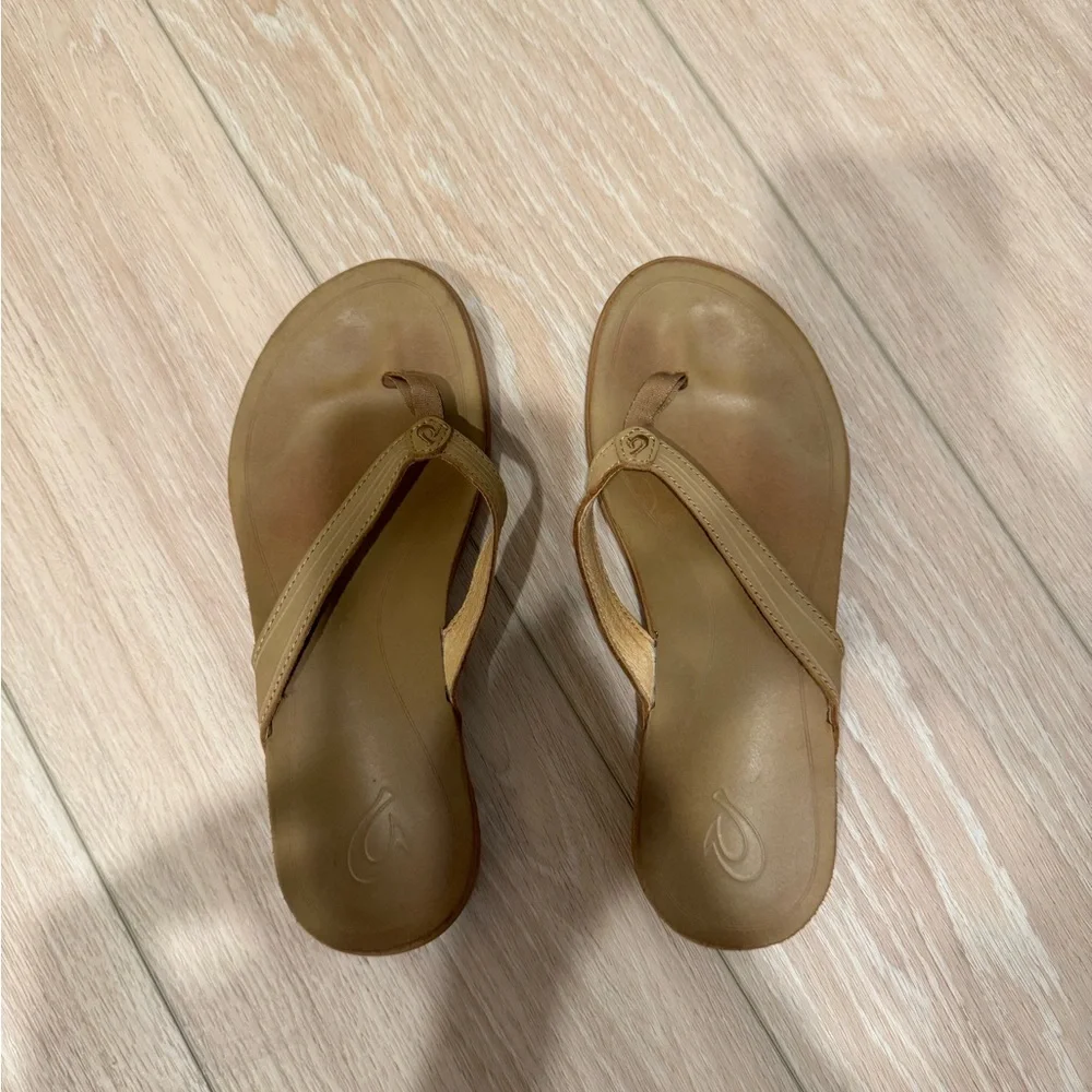 Worn a few times. In great condition. - Picture 3 of 3